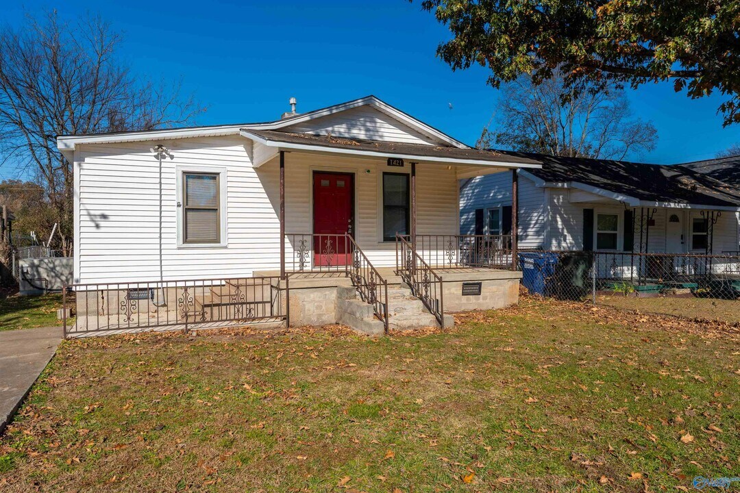 1421 Rison Ave NE in Huntsville, AL - Building Photo