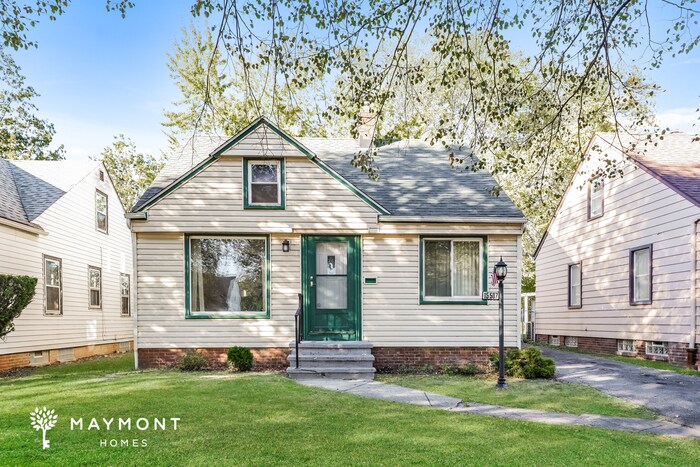 15507 Cloverside Ave in Cleveland, OH - Building Photo