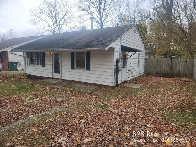 1937 Aberdeen Rd in Madison, OH - Foto de edificio - Building Photo