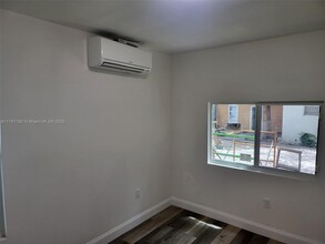 285 NE 80th Terrace in Miami, FL - Building Photo - Building Photo