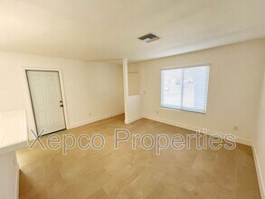 32355 Cielo Vista Rd in Cathedral City, CA - Building Photo - Building Photo