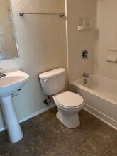 272 Ariel Ln in Wilmer, TX - Building Photo - Building Photo