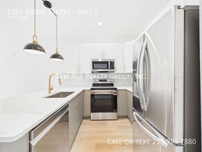 1326 Grove St in Philadelphia, PA - Foto de edificio - Building Photo