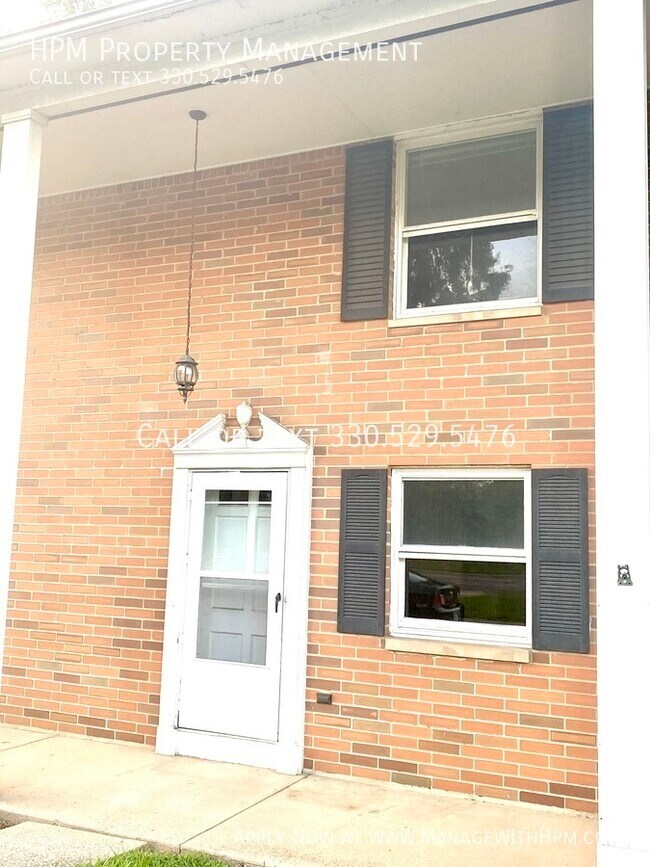 5881 Portage St NW in North Canton, OH - Building Photo - Building Photo