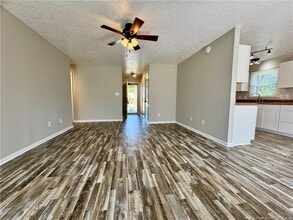 3323 Balero Ct in Spring Lake, NC - Building Photo - Building Photo