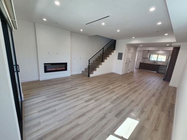 property at 6061 Fulton Ave