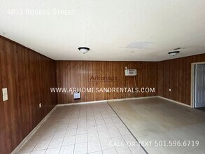 4013 Rogers St in North Little Rock, AR - Building Photo - Building Photo