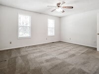 302 Wildmarsh Rd photo'