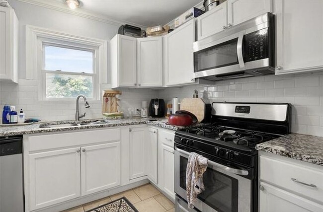 5044 Pershing St in Dallas, TX - Building Photo - Building Photo