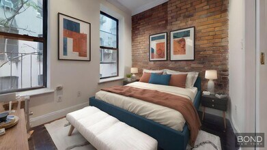 610 E 9th St in New York, NY - Foto de edificio - Building Photo