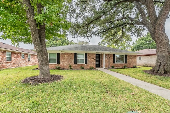 1300 Potomac Dr in Plano, TX - Building Photo - Building Photo