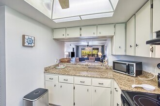 226 3rd St in Bonita Springs, FL - Foto de edificio - Building Photo