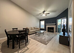 3307 Wyndham Cir, Unit 4161 in Alexandria, VA - Building Photo - Building Photo
