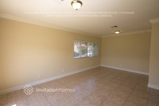 4551 NW 36th Ct in Lauderdale Lakes, FL - Building Photo - Building Photo