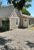 112 North St, Unit B in Weston, TX - Building Photo