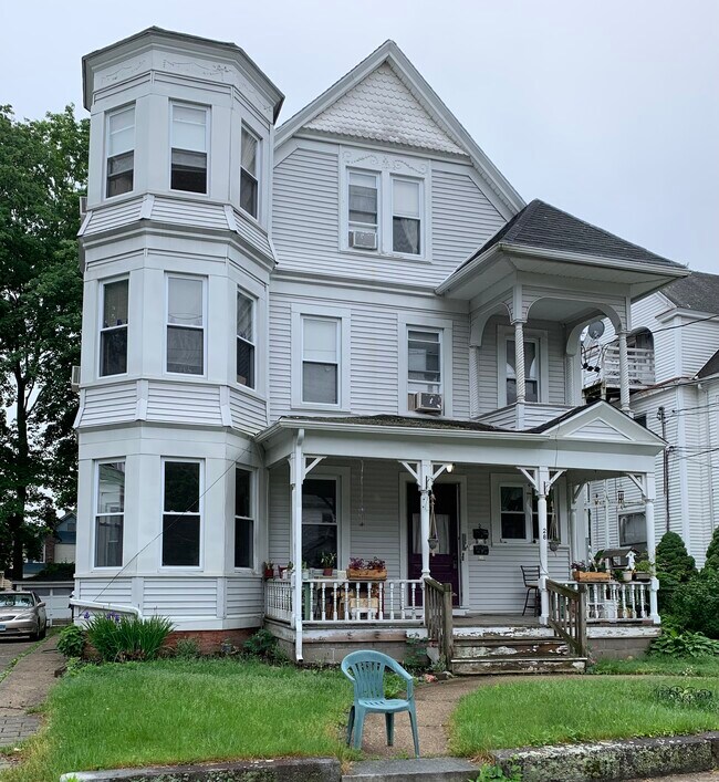 28 Williams St Rentals in Norwich, CT