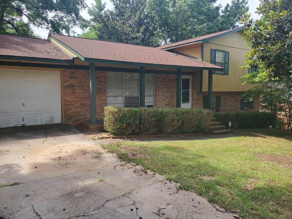 3762 Fairington Dr in Hephzibah, GA - Building Photo