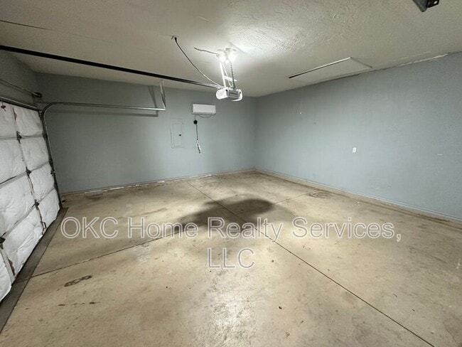 4832 Rocky Rd in Yukon, OK - Building Photo - Building Photo