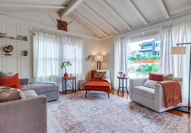 2111 Missouri St in San Diego, CA - Building Photo - Building Photo