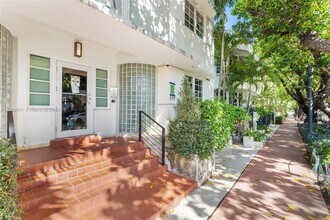 359 Meridian Ave in Miami Beach, FL - Building Photo - Building Photo