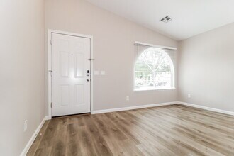 1615 E Ash Ave in Buckeye, AZ - Foto de edificio - Building Photo