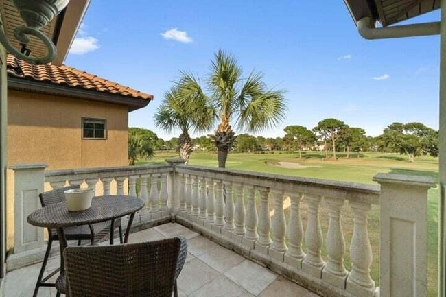 1900 Baytowne Loop in Miramar Beach, FL - Foto de edificio - Building Photo