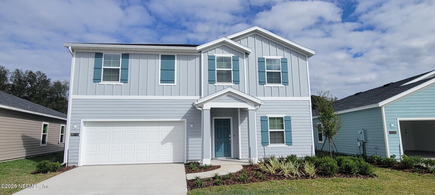 8174 Horsebit Cir in Jacksonville, FL - Building Photo