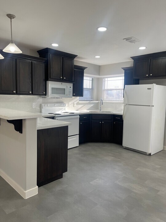 404 E 2nd St, Unit D in La Joya, TX - Building Photo