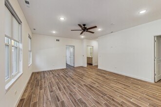 6122 S University Ave in Chicago, IL - Building Photo - Building Photo