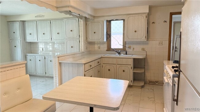 property at 2547 William St