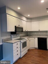 8048 Hilliard Dr in Manassas, VA - Building Photo - Building Photo