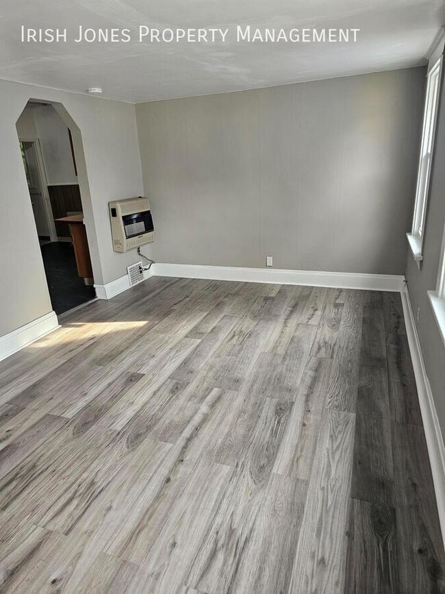 175 Freund St in Buffalo, NY - Building Photo - Building Photo