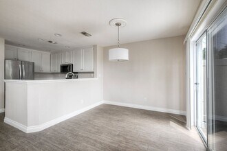 4675 Los Alamos Way in Oceanside, CA - Building Photo - Building Photo