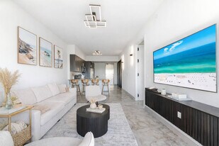 2750 Griffin Rd, Unit SI ID1524053P in Fort Lauderdale, FL - Building Photo
