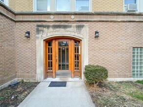 5058 N Claremont Ave in Chicago, IL - Building Photo - Building Photo