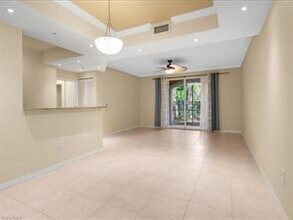 23501 Alamanda Dr-Unit -104 in Bonita Springs, FL - Building Photo - Building Photo
