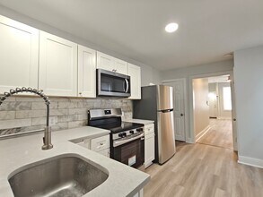 2541 N 9th St in Philadelphia, PA - Building Photo - Building Photo