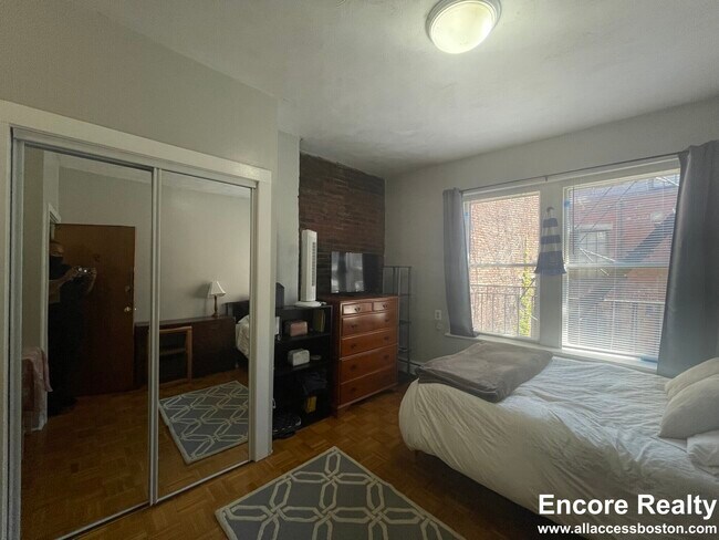 40 Anderson St, Unit 9 in Boston, MA - Building Photo - Building Photo