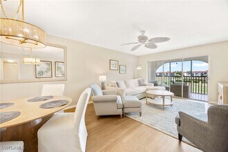 45 High Point Cir S in Naples, FL - Building Photo - Building Photo