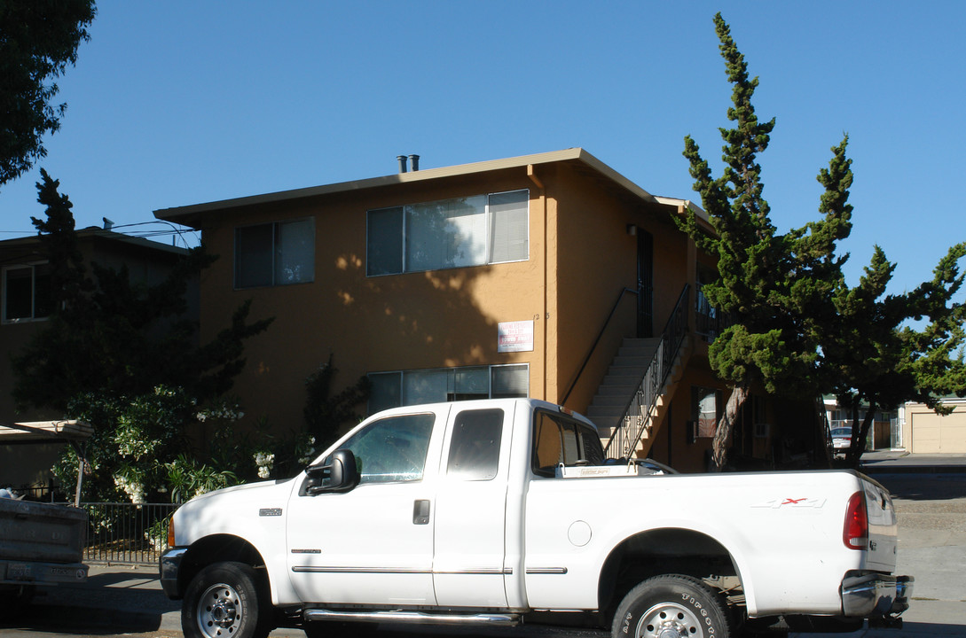 1263 Plum St in San Jose, CA - Building Photo