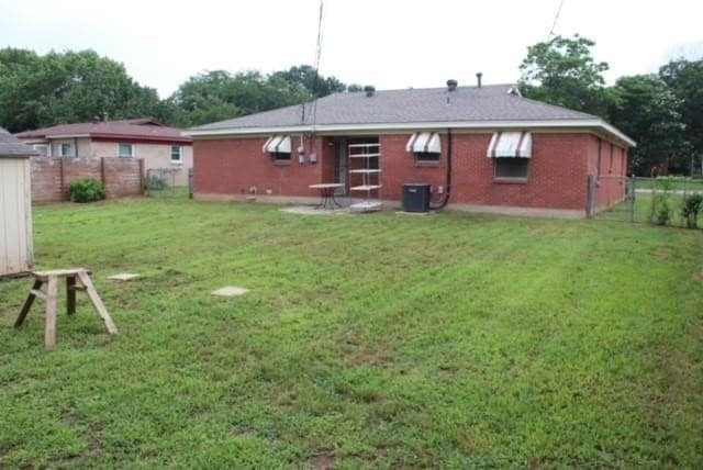 property at 3905 Shawnee Trail