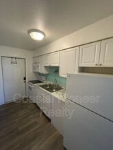 4250 37th St S in St. Petersburg, FL - Building Photo - Building Photo