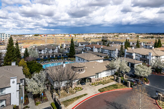 Ascent at The Galleria Apartment Homes in Roseville, CA - Building Photo - Building Photo