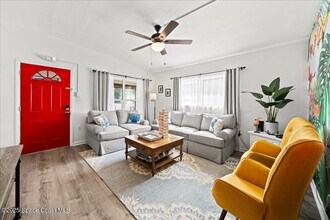 1350 S Orlando Ave in Cocoa Beach, FL - Building Photo - Building Photo