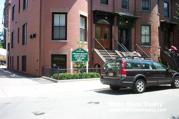 70 E Brookline St, Unit 1 in Boston, MA - Building Photo