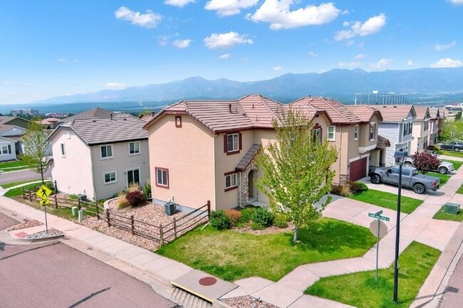 845 Fire Rock Pl in Colorado Springs, CO - Building Photo - Building Photo