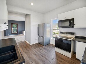 6801 Lexington Ave in Lincoln, NE - Building Photo - Building Photo