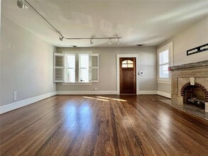 5215 Goodwin Ave in Dallas, TX - Building Photo - Building Photo