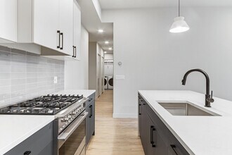 1550 W Monroe St in Chicago, IL - Building Photo - Building Photo