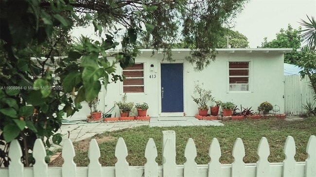 413 NE 8th St in Pompano Beach, FL - Building Photo - Building Photo